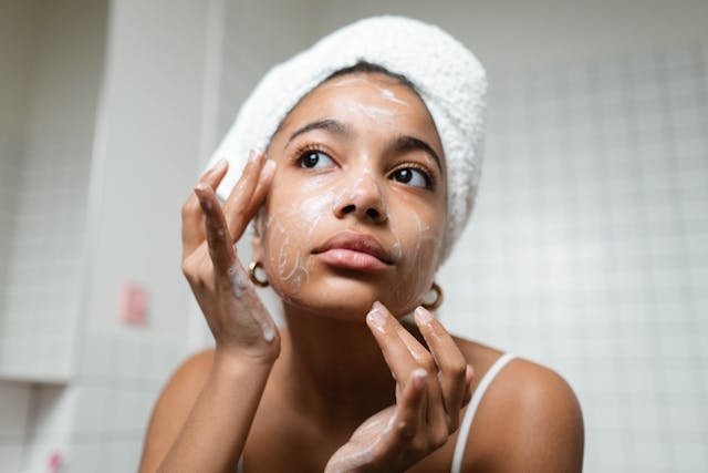 Facial Cleanser for Hyperpigmentation